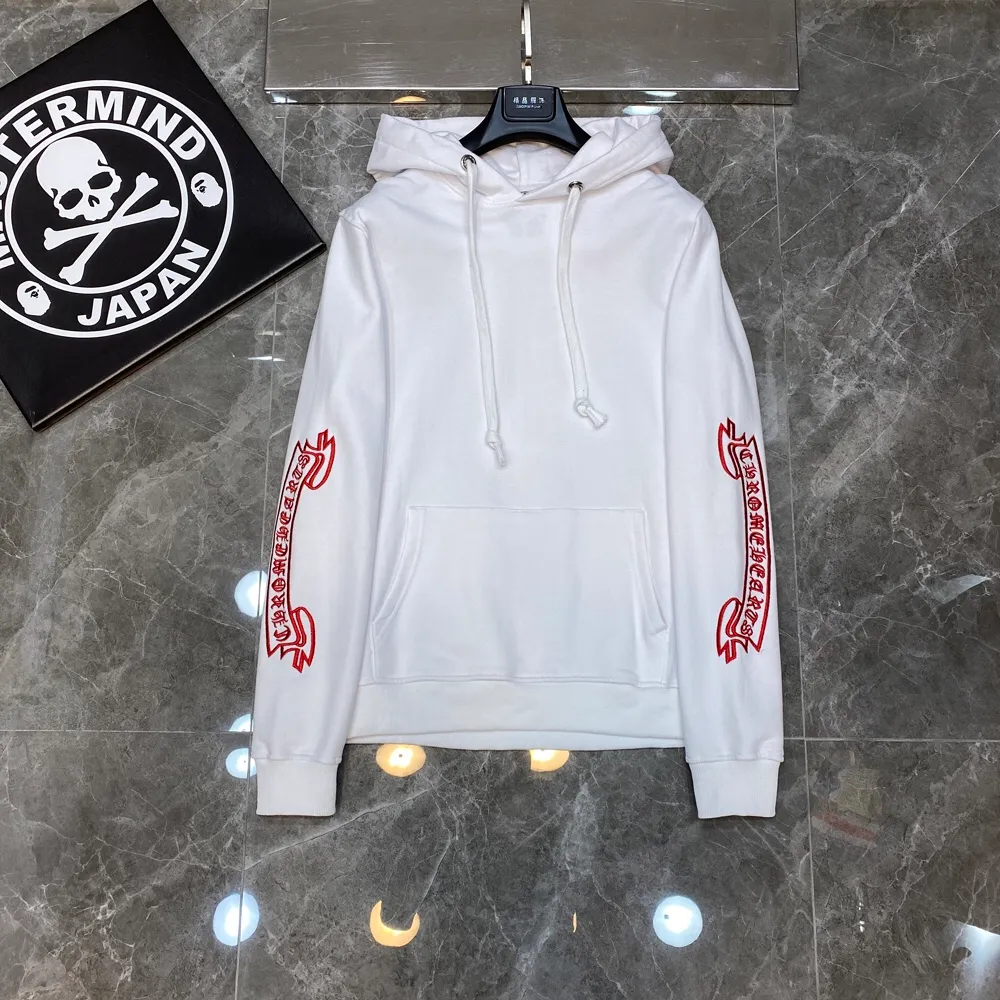Chrome Hearts🍁 🍁 2024 ❤️ Red 1 1 🌈 ：White Black🌈 Sizes：S、M、L、XL.